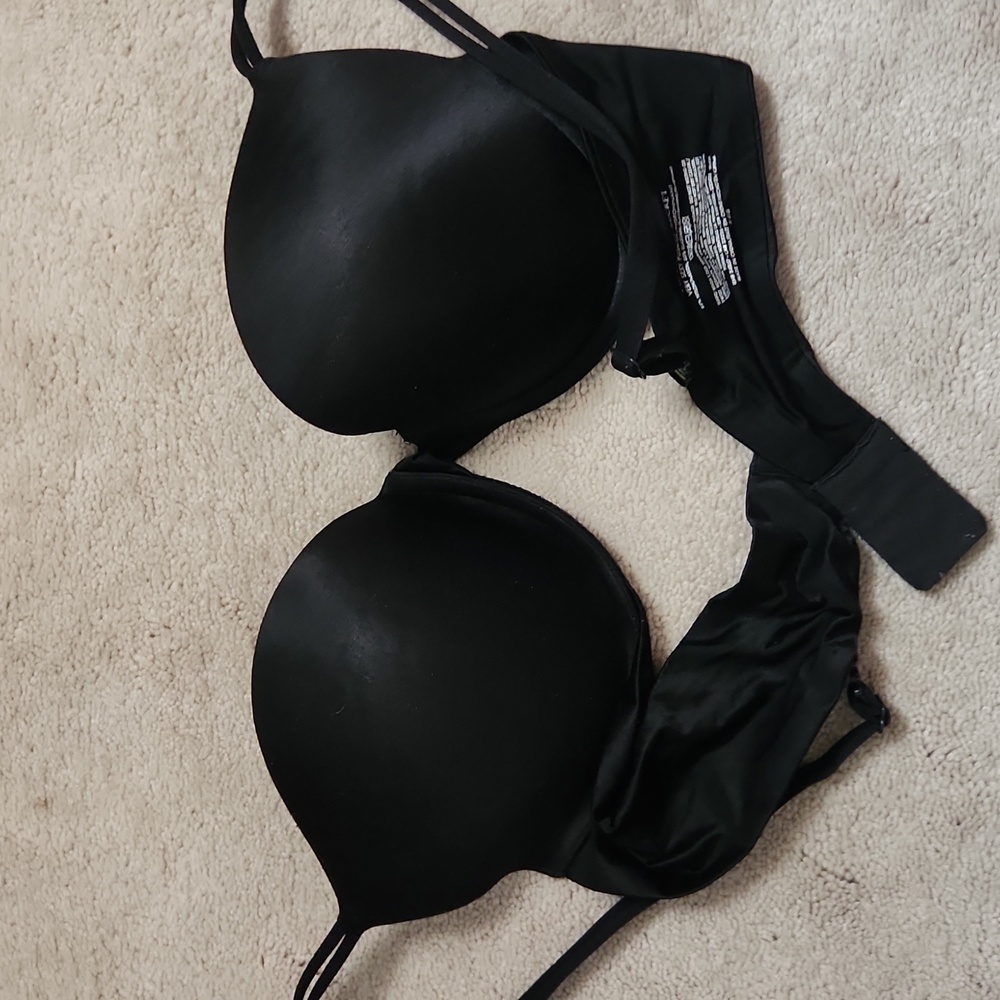 Victoria secret bra size38B